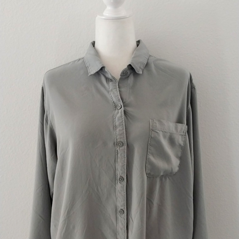 Abercombie & Fitch Women's Sage Green Classic loose Fit Button-down Size… - Picture 2 of 9